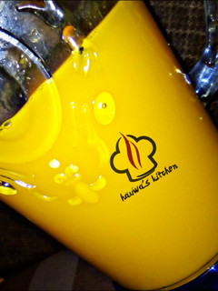 A picture of Mango juice.