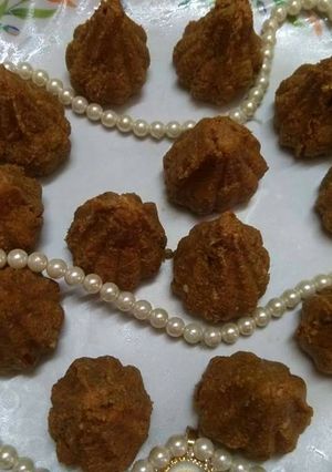 A picture of Besan Modak.