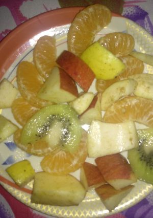 A picture of Fruit chaat.
