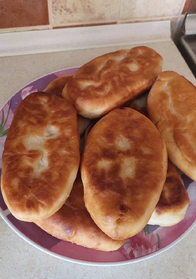 Пиріжки з картоплею