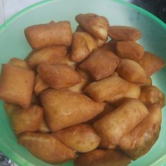A picture of Soft mandazi😋.