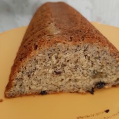 A picture of Banana Cake with poppy seeds.