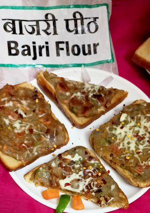 बाजरा ब्रेड टोस्ट (Bajra Bread Toast ki recipe in hindi) रेसिपी मुख्य फोटो