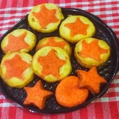 A picture of Vanilla Star Cookies.
