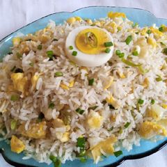 A picture of Eggs Fried Rice.