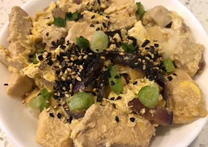 Oyakodon (亲子丼）