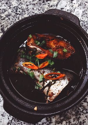 Hình của món Cá Tra kho tộ.