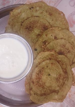 મગ ચોખા ના પુડલા (Moong Chokha Pudla Recipe In Gujarati) રેસીપી મુખ્ય ફોટો