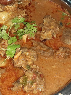 ஆட்டு தலை கறி குழம்பு (Aatu Thalai Kari Kulambu Recipe in Tamil) செய்முறை முக்கிய புகைப்படம்