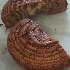A picture of Zebra cake.
