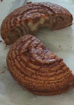 A picture of Zebra cake.
