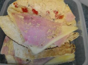 Una foto de Quesadillas de pan Pita