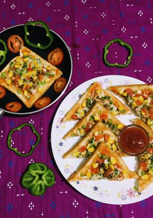 A picture of Vegetable Toast.