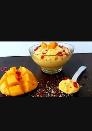 मैंगो श्रीखंड (mango shrikhand recipe in Hindi) रेसिपी मुख्य फोटो