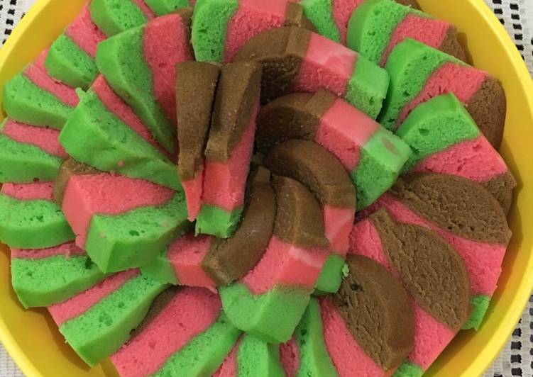 Resep Bolu Pelangi Putih Telur, Bikin Ngiler