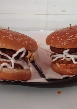 A picture of Cheese Burger.