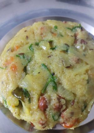 सूजी का उपमा (Suji ka upma recipe in hindi) रेसिपी मुख्य फोटो