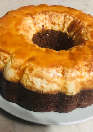 Una foto de Pastel Imposible o Chocoflan