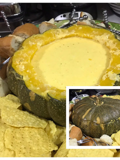 Una foto de Fondue de queso y ahuyama (zapallo)