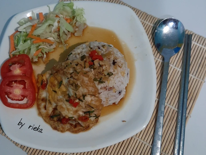Cara Gampang Membikin Resep 44. Nasi Telur ceplok Pedas Pontianak yang  Bikin Ketagihan Anti Ribet, Mantap