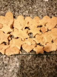Una foto de Galletas crujientes con chips de chocolate