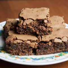 A picture of Brownies.