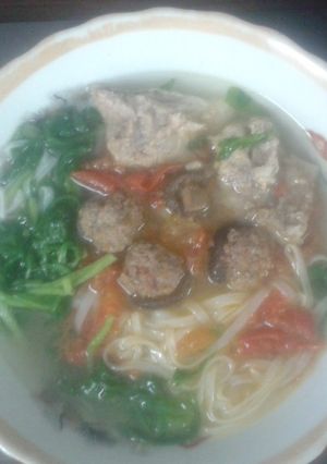 Hình của món Bún bò viên mọc.