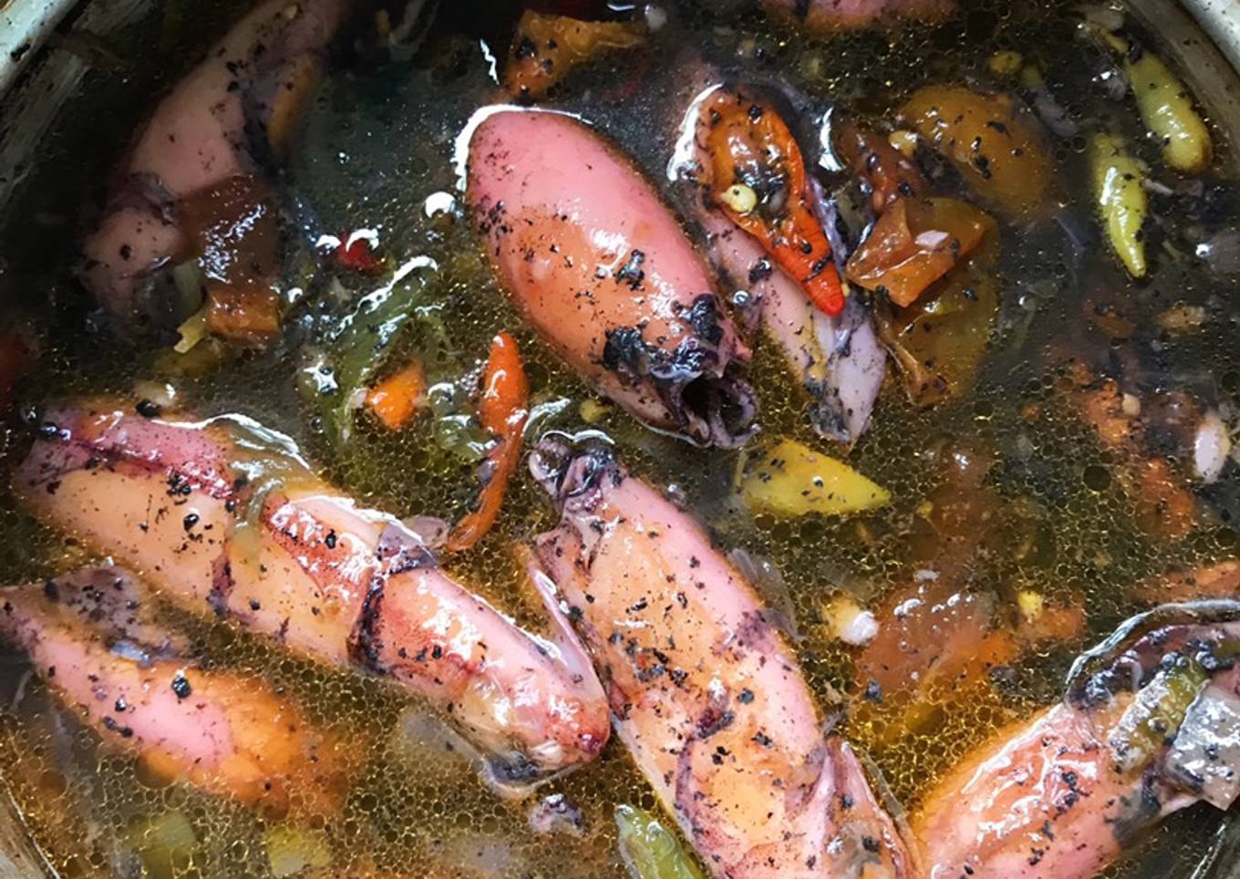 Varietas Sederhana dalam Saus Cumi