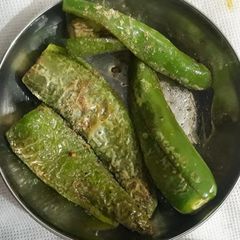 A picture of Bharva mirchi.
