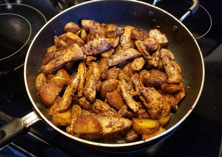 Garlic Butter Chicken &amp; Potatoes