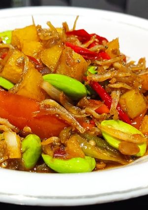 Foto resep Teri medan tumis sambel pete kentang