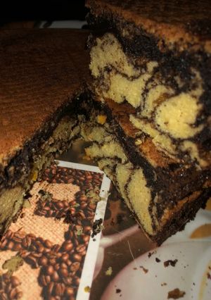 Una foto de Bizcochuelo marmolado con oreo😋