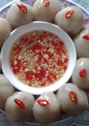 Hình của món Bánh ít trần nhân tôm thịt.