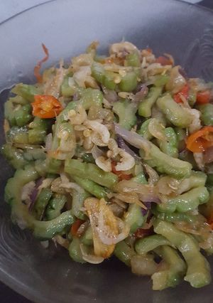Foto resep Oseng pare udang rebon