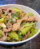 Khổ qua xào mề gà