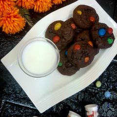 A picture of Double chocolate m&ms cookies.