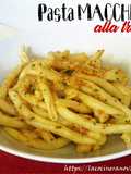 Pasta maccheroni alla trapanese {pasta con pesto de tomate y almendras}