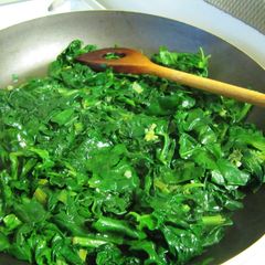 A picture of Sauteed Spinach, German Style.