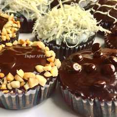 Simple chocolate cake রেসিপির প্রধান ছবি