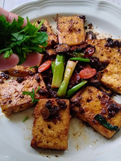 【簡易快速10分鐘】台式素滷肉豆腐 的食譜成品照片