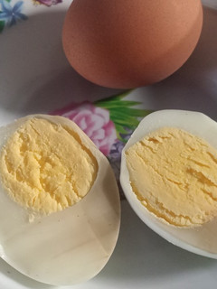 Foto resep Telur Rebus Kuning Utuh