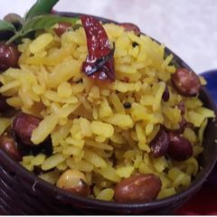Peanut Onion Poha A picture of Peanut Onion Poha.