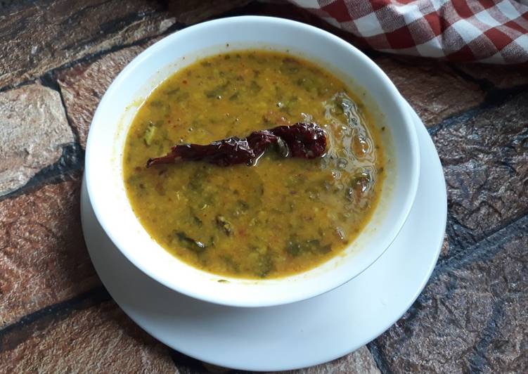 Simple Way to Prepare Speedy Radish Greens Dal| Mooli ke pattewali dal