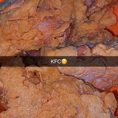 A picture of Homemade kfc chicken.