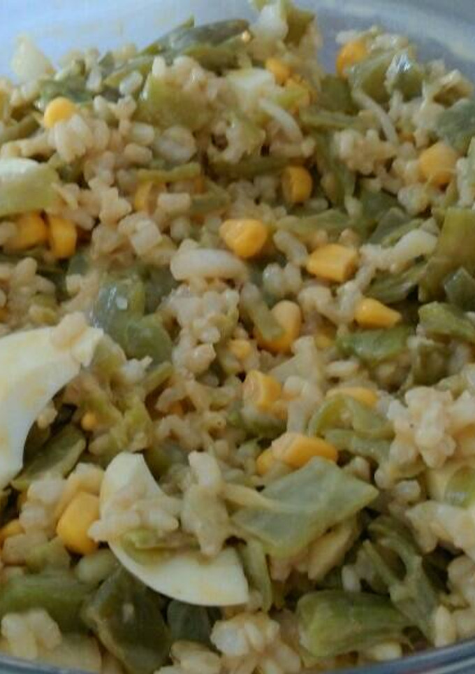 Una foto de Ensalada judías verdes y arroz