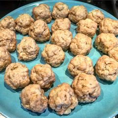 A picture of Homemade seitan meatballs.