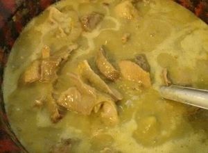 Una foto de Asadura de res en salsa verde