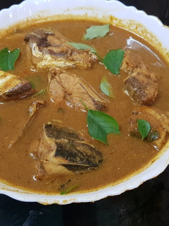 பாறை மீன் குழம்பு (Paarai Meen Kulambu Recipe in Tamil) செய்முறை முக்கிய புகைப்படம்