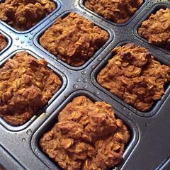 A picture of Pumpkin pie baked oatmeal.
