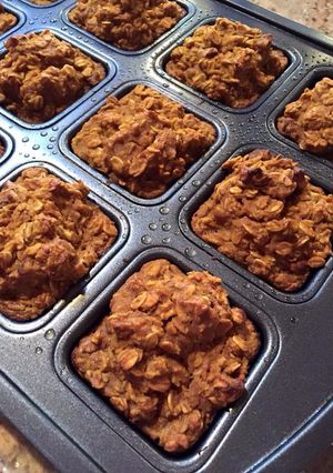 A picture of Pumpkin pie baked oatmeal.